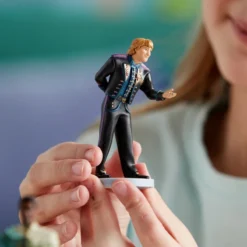 Frozen 2 Deluxe Figurine Playset 9 Frozen 2 Deluxe Figurine Playset -Disney 460062097408 2